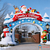 Arche lumineuse géante artisanale en soie représentant le village de Père Noël pour la décoration extérieure des places publiques lors des festivals de Noël