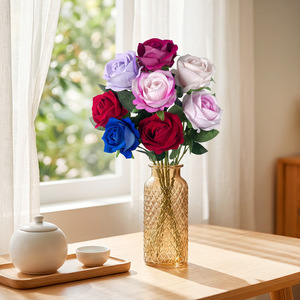 Rosas Artificiales de Tallo Único, Rosa de Terciopelo con Perla, Tela Plástica, Decoración para el Hogar, Regalo para el Día de San Valentín - Product Image 1