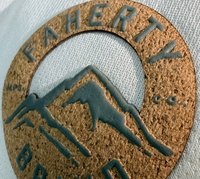 Étiquettes thermocollantes en TPU avec logo personnalisé en relief, haute résistance d'adhérence, pour vêtements et sacs