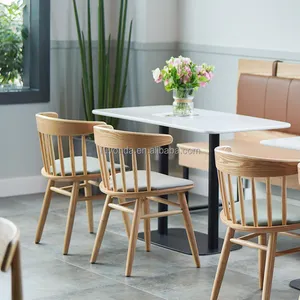 Mobilier design créatif pour la maison Chaise Windsor en bois pour loisirs Chaises de restaurant avec table pour restaurant et café