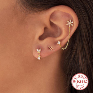 Boucles d'oreilles clous en argent sterling S925, mini-serpent serti de diamants, style européen et américain, créatives, pour cartilage d'oreille - Product Image 2