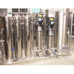 Équipement de traitement de l'eau de dialyse RO à double étage | Désinfection chimique | <span class=keywords><strong>Gambro</strong></span> Fit - Product Image 3