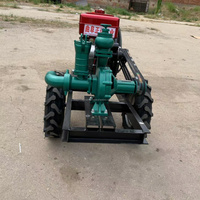 Une pompe haute pression de 3 pouces avec une portée de 80 mètres est utilisée pour l'irrigation dans les fermes avec des canons à eau