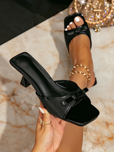 Xuanhui nuova moda oro e <span class=keywords><strong>argento</strong></span> <span class=keywords><strong>Glitter</strong></span> fiocco <span class=keywords><strong>scarpe</strong></span> da sposa Sexy tacchi alti <span class=keywords><strong>scarpe</strong></span> da donna - Product Image 4