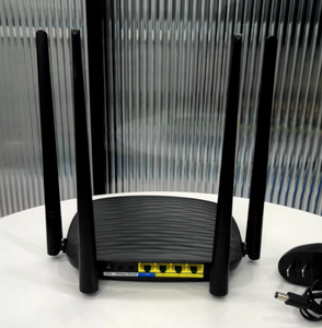 เราเตอร์ <span class=keywords><strong>Tenda</strong></span> <span class=keywords><strong>AC5</strong></span> AC1200 แบบดูอัลแบนด์, ความเร็ว 1167Mbps, เฟิร์มแวร์ภาษาอังกฤษ, เสาอากาศ 5dBi สี่เสา, พอร์ต 100Mbps, รองรับ IPv6 อุปกรณ์มือสอง - Product Image 6