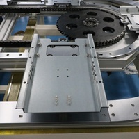 Convoyeur automatique multi-stations à rail circulaire large Qingong pour la circulation parallèle des composants lourds dans l'assemblage de moteurs