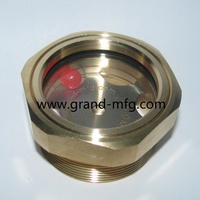 Filetage NPT 1 1/2 pouces en laiton observant le niveau d'huile