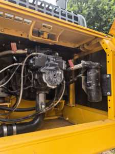 Excavatrice Komatsu PC360 d'occasion en bon état avec ligne de marteau hydraulique - Product Image 5