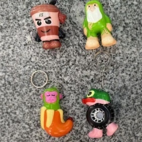 Americano straniero montagna e mare giocattolo Tungtungtungsahur bastone uomo portachiavi transfrontaliero popolare accessorio in plastica - Product Image 2