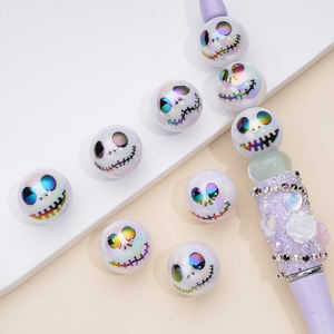Cuentas acrílicas blancas con revestimiento UV y estampados <span class=keywords><strong>de</strong></span> caras <span class=keywords><strong>de</strong></span> <span class=keywords><strong>pareja</strong></span> esqueletizadas para decoración <span class=keywords><strong>de</strong></span> cadenas <span class=keywords><strong>de</strong></span> teléfono y bolígrafos DIY - Product Image 1