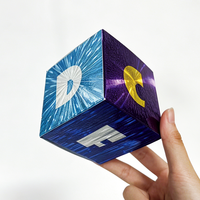 Boîte cadeau carrée personnalisée en carton imperméable avec revêtement holographique laser, emballage en papier, boîtes à rabat pour produits de soin de la peau