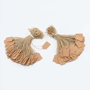 Aanpasbare luxe geprägte kraftpapier hangtags voor hoogwaardige brillen en premium sieraden met een elegante uitstraling - Product Image 3