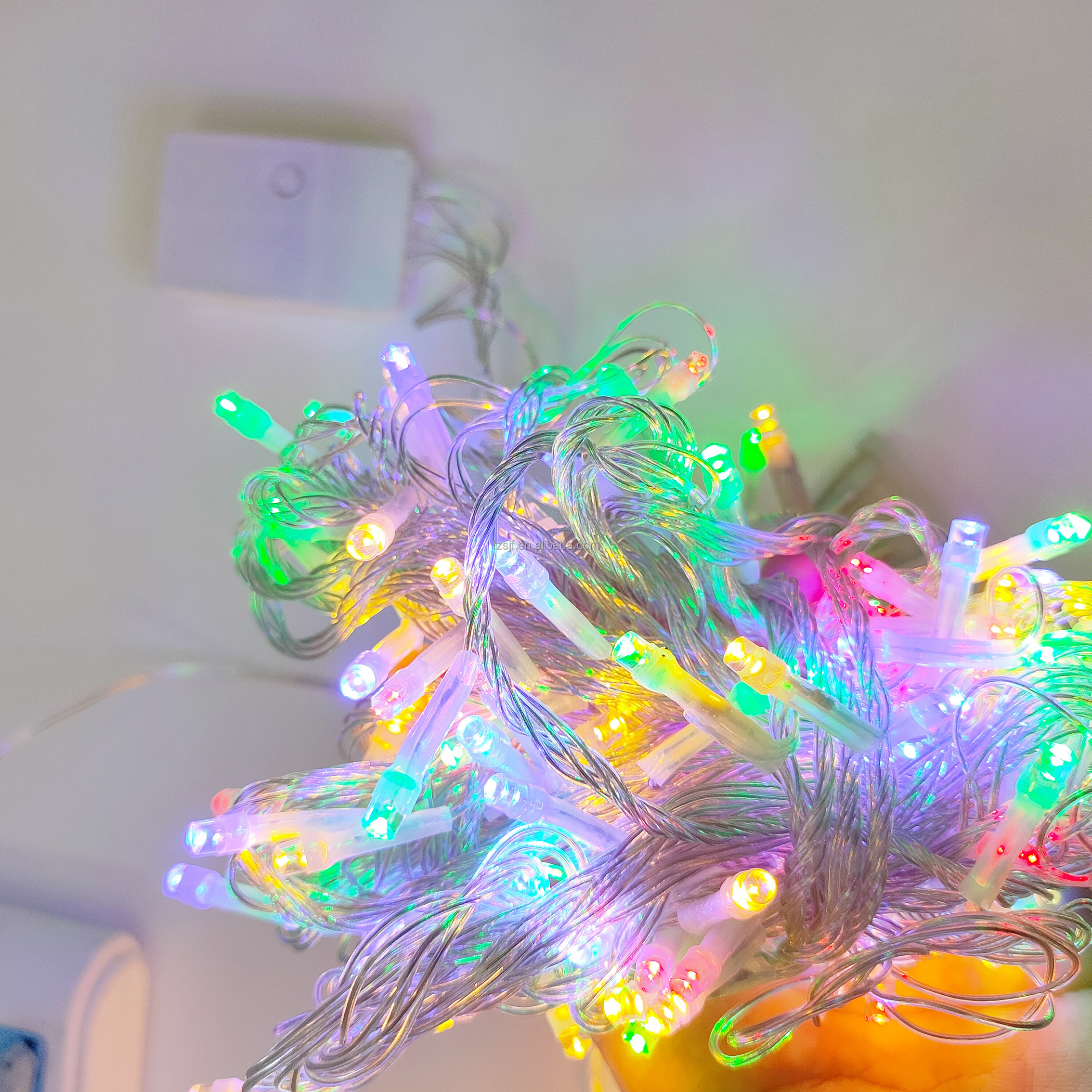 JUFU 220V 100LED 10M Christmas String Lights with 8 Functions Transparent Wire - Holiday Decoration