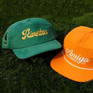 Casquettes Snapback personnalisées avec logo brodé, 5 panneaux, en velours côtelé, non structurées - Product Image 1