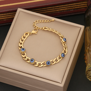 Stile europeo americano doppio strato in acciaio inox collana e orecchini bracciale Set di diamanti croce moda con placcatura in oro - Product Image 3