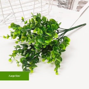 Pianta Artificiale Verde, Bouquet <span class=keywords><strong>di</strong></span> Foglie <span class=keywords><strong>di</strong></span> Eucalipto a 7 Rami, Decorazione per Matrimoni, Ristoranti all'Aperto, Composizioni Floreali, <span class=keywords><strong>Fiori</strong></span> in PVC - Product Image 6