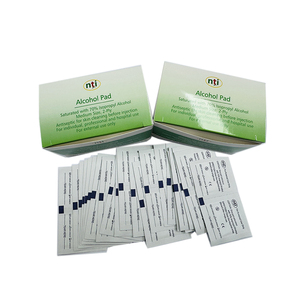 Toallitas estériles con alcohol de larga duración para uso médico - Product Image 1