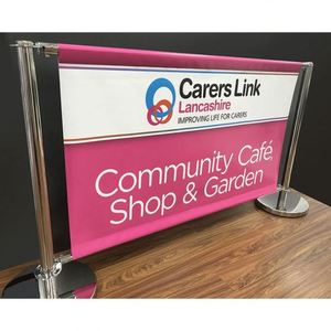 ตาข่ายกั้นโฆษณาข้างทาง ออกแบบมาเพื่อการควบคุมฝูงชนอย่างมีประสิทธิภาพและเพิ่มการมองเห็นแบรนด์ - Product Image 1