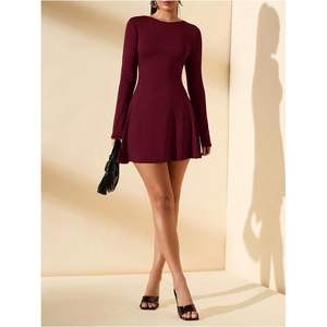 Vestido mini personalizado de manga larga para mujer, cuello redondo, corte ajustado y acampanado, vestido de oficina con cordones en la espalda - Product Image 2