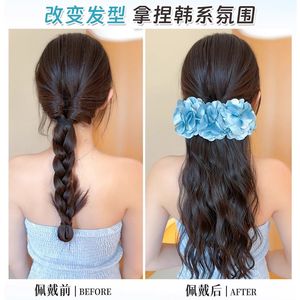 Perruque queue de cheval avec pince banane et motif floral bleu pour femme, extension de cheveux - Product Image 2