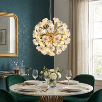 Lustre en aluminium fait main en forme de branche, avec pampilles en pétales dorés champagne, télécommande, pour usage hôtelier