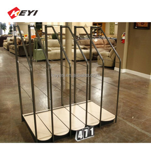 Custom Milieuvriendelijk Metalen Display Rack Voor Matrassen Moderne Stijl Opslag Magazijn Rack Met Kosten Voor Showroom Promotie - Product Image 1