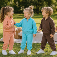 Ensemble de Vêtements Enfant Unisexe en Gros : Hauts à Manches Longues et Demi-Zip Col Montant, Shorts à Cordon de Serrage – Survêtement Garçons et Filles