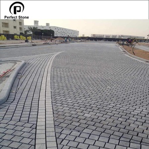 Outdoor <strong>Granite</strong> <strong>Flamed</strong> Split Paving <strong>Cubes</strong> Durable Black/Grey/Beige <strong>Granite</strong> Cobblestone - Product Image 1