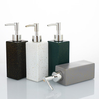 Ensemble de bouteilles de style européen à pression carrée en plastique ABS pour hôtel désinfectant pour les mains gel douche bouteilles de distribution de détergent à lessive vides