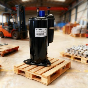 Compresseur de climatisation et de réfrigération Gree QXA-B096zE190A pour le refroidissement et le chauffage - Product Image 1
