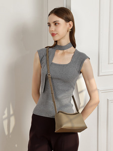 Bolso Bandolera <span class=keywords><strong>de</strong></span> Cuero Genuino Ligero <span class=keywords><strong>de</strong></span> 0.42 kg para Mujer, Bolso Mensajero Versátil para Uso Diario, Bolso con Solapa y Costuras <span class=keywords><strong>de</strong></span> Alta Precisión - Product Image 4