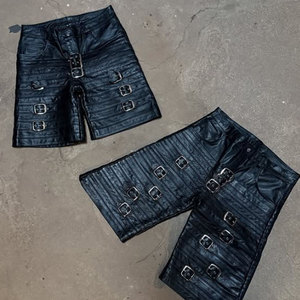 Pantalones Cortos Casuales de Verano de Pierna Ancha con Cierre de Botones y Accesorios de Hebilla, de Cuero Negro a Rayas, de Cintura Alta, Personalizados - Product Image 1