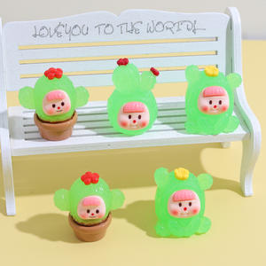 Figurines de cactus phosphorescentes, breloques en résine, accessoires de chaussures en résine pour la décoration - Product Image 5