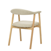 Chaises de salle à manger en bois confortables avec pieds en bois et assise en tissu bouclé de laine, idéales pour restaurants, hôtels et mariages, avec coussin rembourré