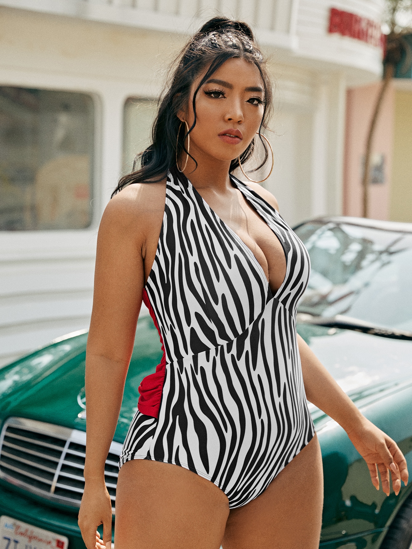 2022 new Zebra Stripe stitched one-piece swimsuit sexy plus fat extra large bikini swimsuit for women