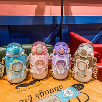 Bouteilles d'eau en plastique réutilisables pour enfants avec paille, motif dessin animé mignon, pour l'école