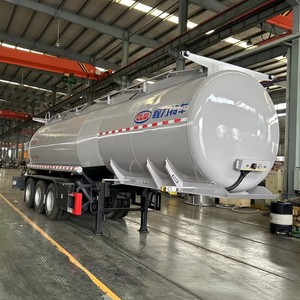 Semi-remorque de transport de produits chimiques dangereux de 7 500 gallons, directement de l'usine, avec cuve en PE pour le transport de sodas et d'acides - Product Image 3