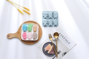 6-Cavity <b>Gingerbread</b> <b>Men</b> Design Silicone Cake Molds Food-Grade Reusable Cute Silicone Magnetic Chocolate, Candy & Ice DIY Mold - Product Image 2