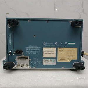 Osciloscopio Digital de Fósforo Tektronix DPO7104, Frecuencia de Muestreo de 12 Gsa/s, Usado - Product Image 3