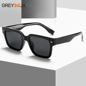 Lunettes de soleil carrées unisexes Greyjack K027, monture TR90, verres polarisés TAC UV400, légères et durables, noires - Product Image 4