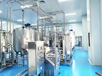 Machine de remplissage et de capsulage par soufflage rotatif personnalisé entièrement automatique 10000BPH bouteille PET lait pasteurisé ligne de production
