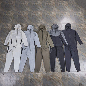 Tuta Sportiva in Pile Tecnico Best Seller per Uomo, Felpa con Zip <span class=keywords><strong>e</strong></span> Pantaloni da Jogging Oversize, Completo Sportivo Due Pezzi - Product Image 1