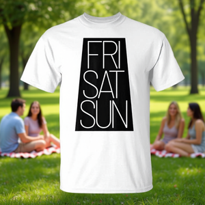 Camiseta Promocional Blanca Unisex para Viernes, Sábado y Domingo - Product Image 3