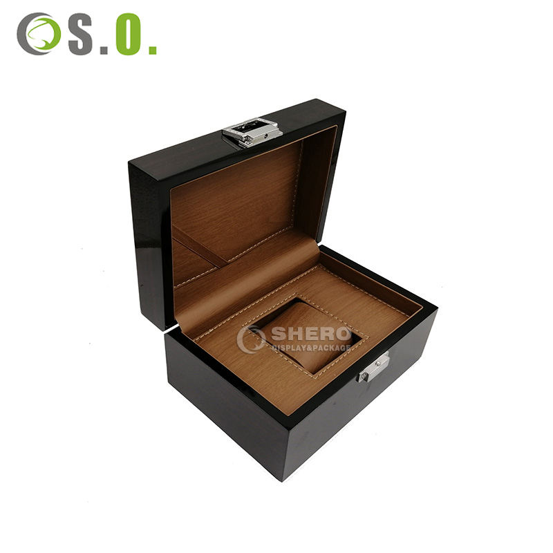 สีน้ำตาล