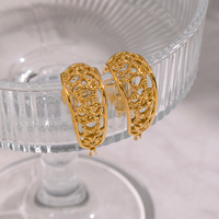 Luxuriöse Damen-Creolen, vergoldet, hohl, filigran, breit, aus 316L Edelstahl, Vintage-Textur, Schmuck im Großhandel