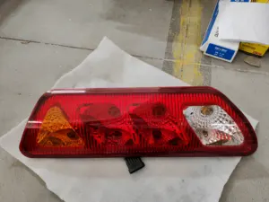 Piezas de repuesto originales Kinglong Zhongtong Golden Dragon Bus Van Bus Higer, accesorios de luz trasera para autobús