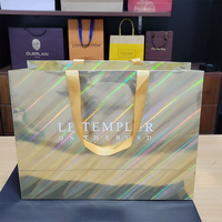 Sac d'emballage recyclable en carton pour sacs à provisions en papier pour vêtements avec votre propre logo