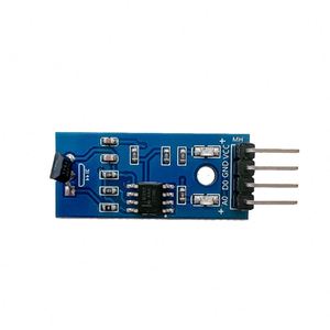 <span class=keywords><strong>Modulo</strong></span> Sensore a Effetto Hall MLK LM393 3144 con Uscita Digitale e Analogica a 4 Pin per Misurazione della Velocità Arduino - Product Image 1