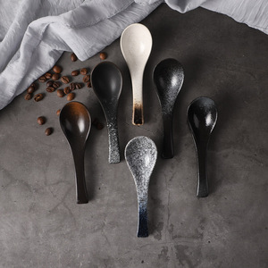 Ensemble de cuillères <span class=keywords><strong>à</strong></span> soupe <span class=keywords><strong>en</strong></span> céramique vintage personnalisées service de table cuillères de style japonais cuillères <span class=keywords><strong>à</strong></span> <span class=keywords><strong>café</strong></span> de cuisine pour restaurant - Product Image 5