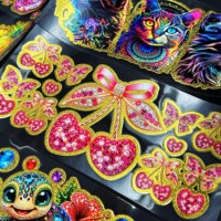 Autocollants DTF UV holographiques à bords dorés fluo pour gobelets, sans désherbage, transferts 3D permanents pour l'impression par transfert sur emballages